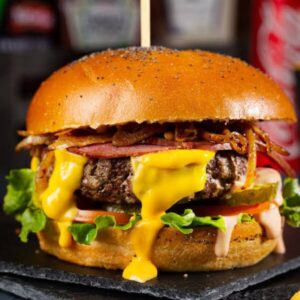 برغر لحم بالجبن